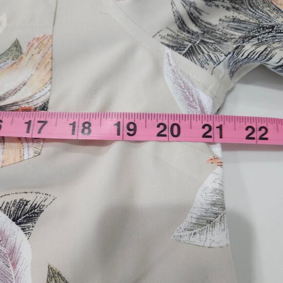 Women's NWT 3/4 Sleeve Top by Chico's Size 2P (U.S. 12-14 P) - Picture 9 of 11